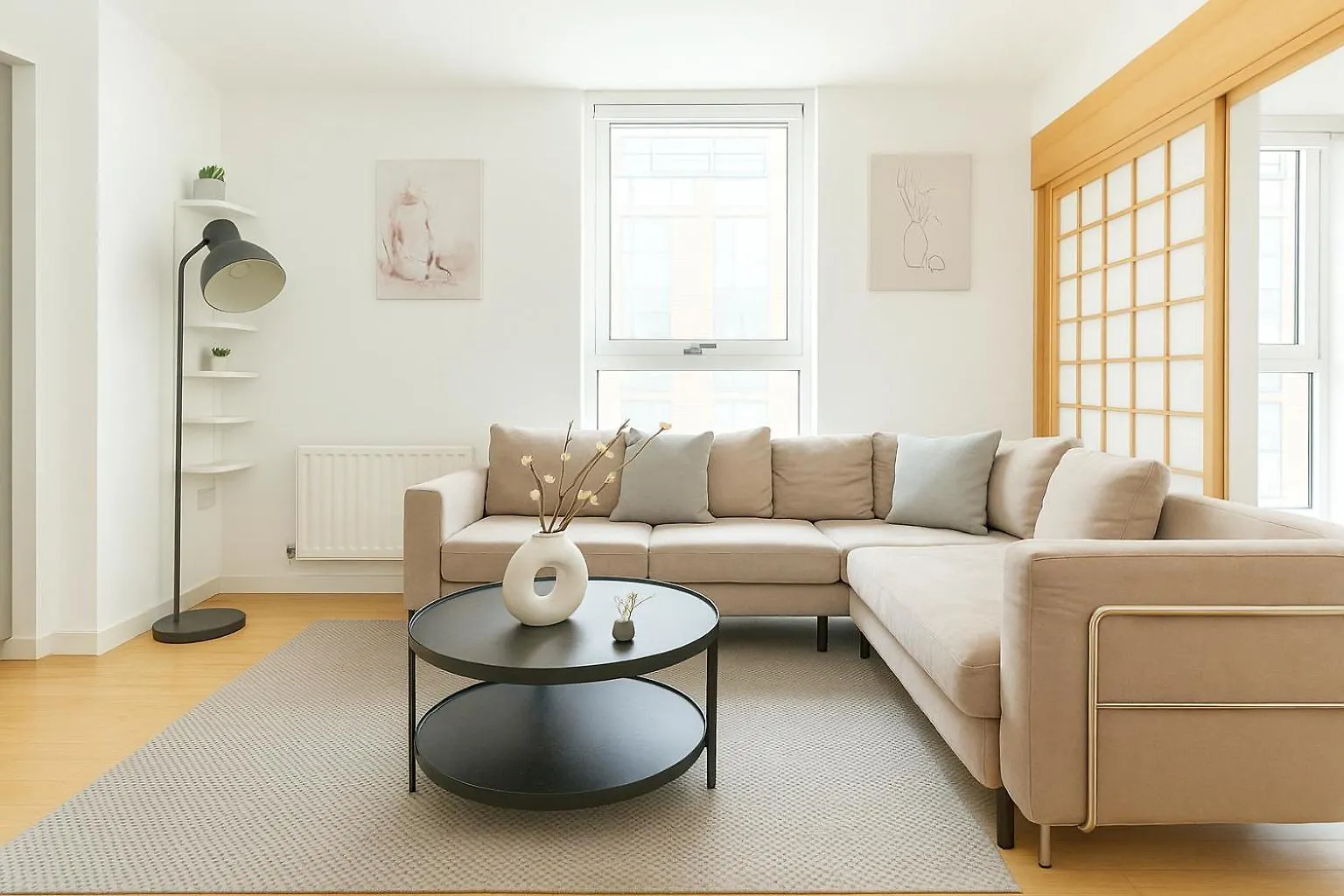Dalston Square Gem - Walk To Cafes, Bars & Tube Apartment London